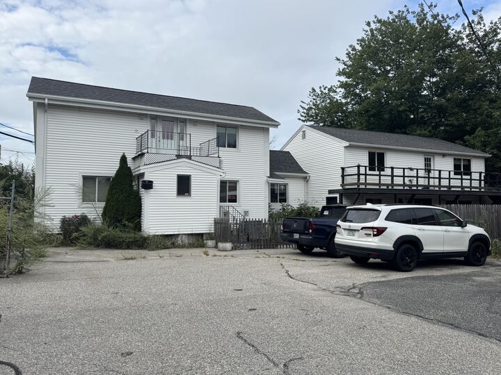 Property Photo: 819-829 Forest Avenue ME 04103