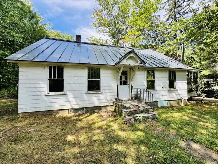 Property Photo:  281 Annabessacook Road  ME 04364 