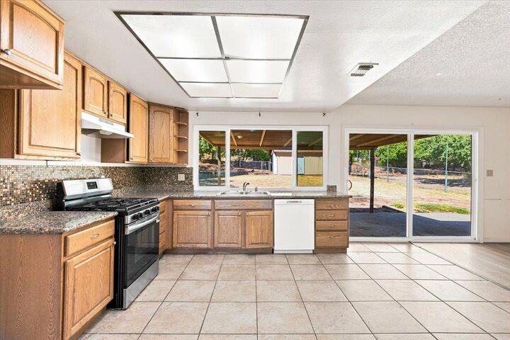 Property Photo:  7331 Hazel Avenue  CA 95662 
