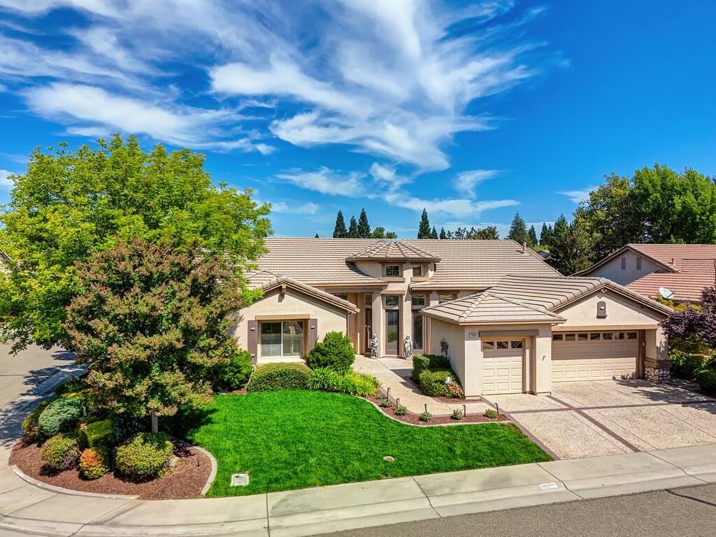 Property Photo:  1890 Creekcrest Lane  CA 95648 