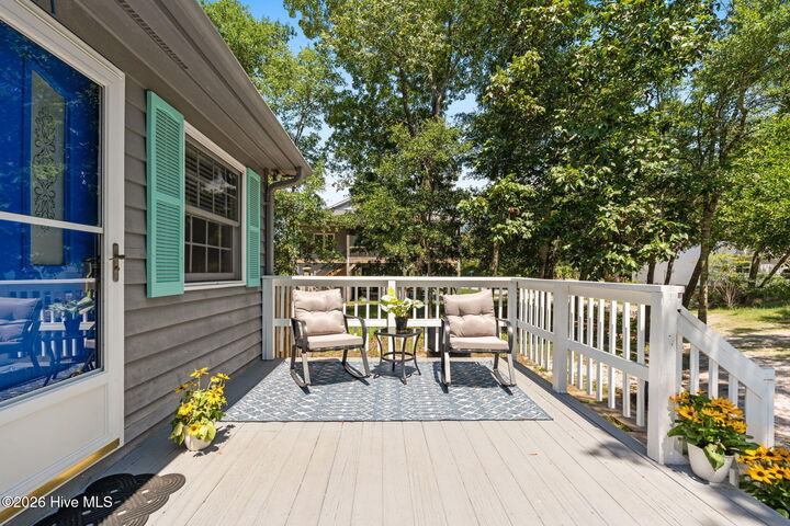 Property Photo:  101 SE 12th Street  NC 28465 