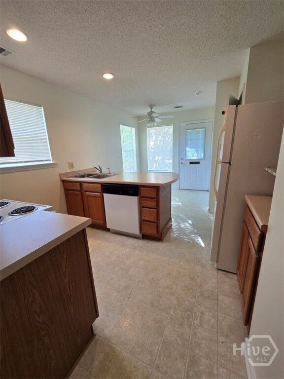 Property Photo:  9830 Whitfield  GA 31406 