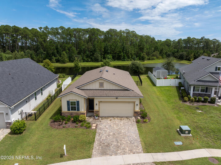 Property Photo: 687 Sandstone Drive FL 32086