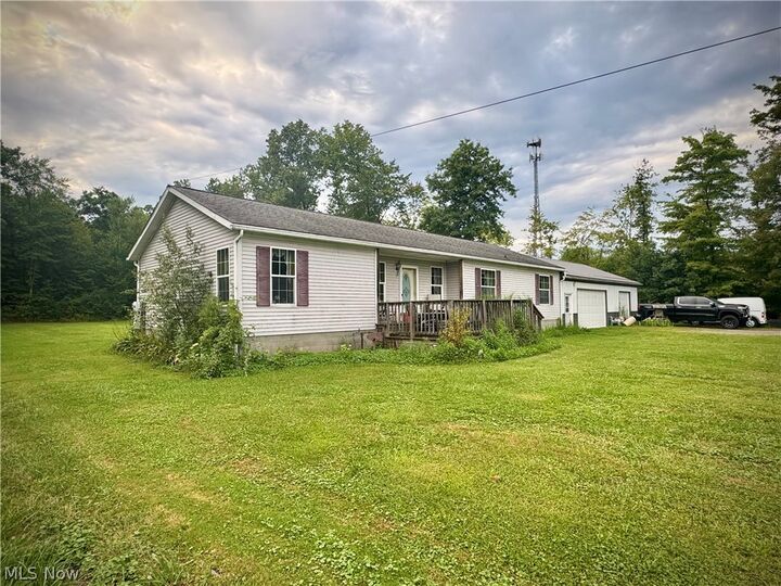 Property Photo:  1886 N Pricetown Road  OH 44412 
