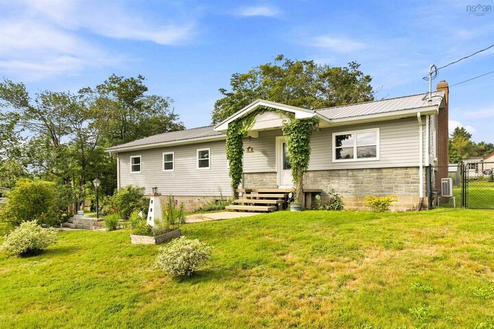 Property Photo: 7 Patterson Road NS B3G 1K4
