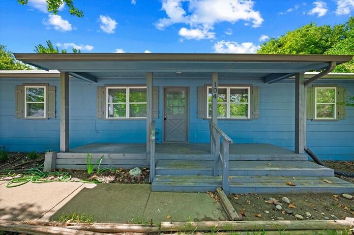 Property Photo:  104 Parker Street  TX 76651 