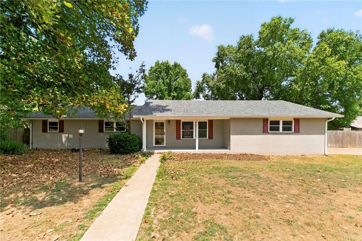 Property Photo: 2004 Camino Real AR 72762