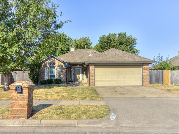 Property Photo:  14401 Harli Lane  OK 73170 