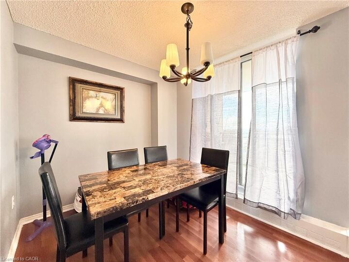 Property Photo:  2900 Battleford Road 1013  ON L5N 2V9 