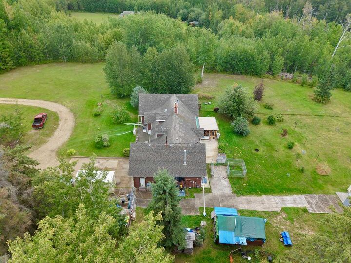 Property Photo:  843058 Range Road 222 37  AB T8S 1S8 