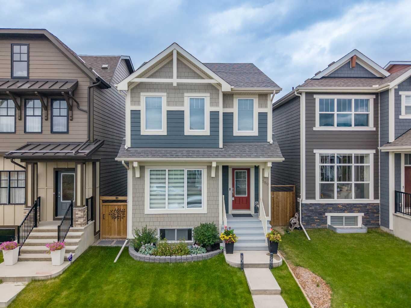 Property Photo:  589 Masters Road SE  AB T3M 2W3 
