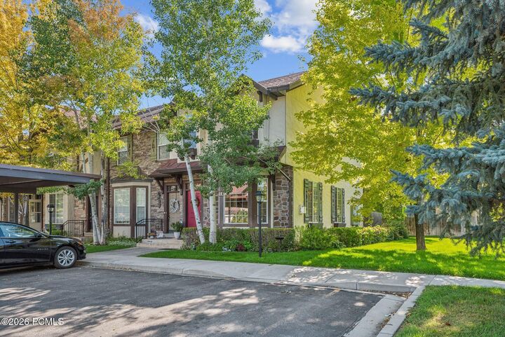 Property Photo: 142 Geneva Drive UT 84049