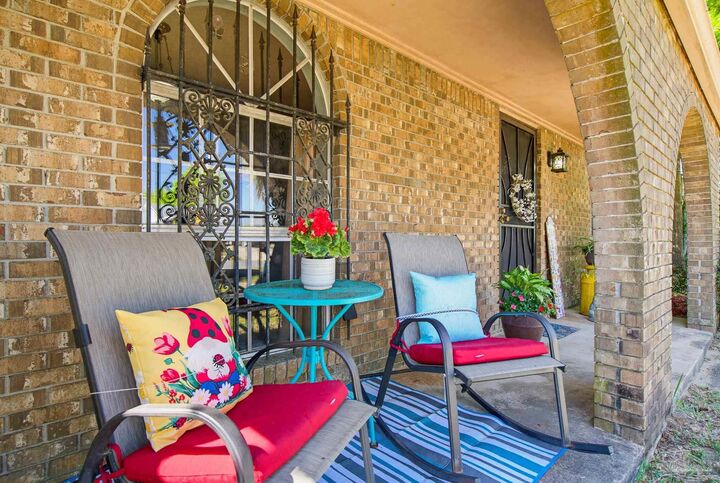 Property Photo: 4972 Lanett Dr FL 32526