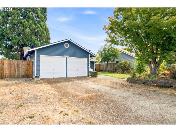 Property Photo:  3740 Peppertree Dr  OR 97402 