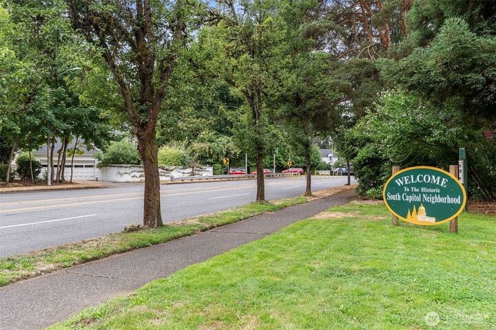 Property Photo:  112  19th Avenue SE  WA 98501 