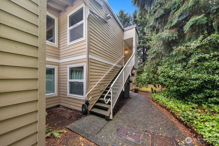 Property Photo: 14633 NE 40th Street K8 WA 98007