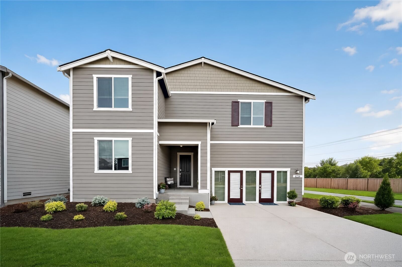 Property Photo:  6711  285th Place NW  WA 98292 