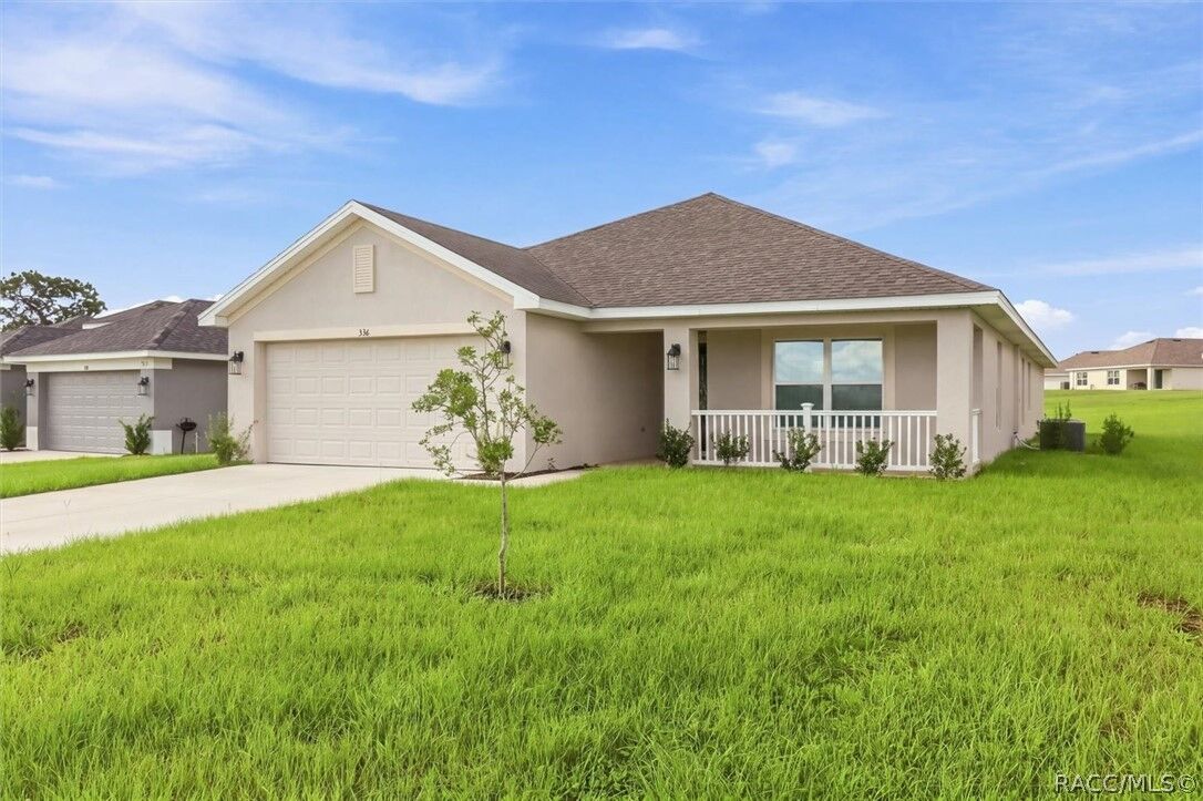 Property Photo: 336 W Rexford Drive FL 34465