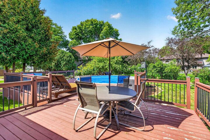 Property Photo:  1155 W Cecil Street  WI 54956-3608 