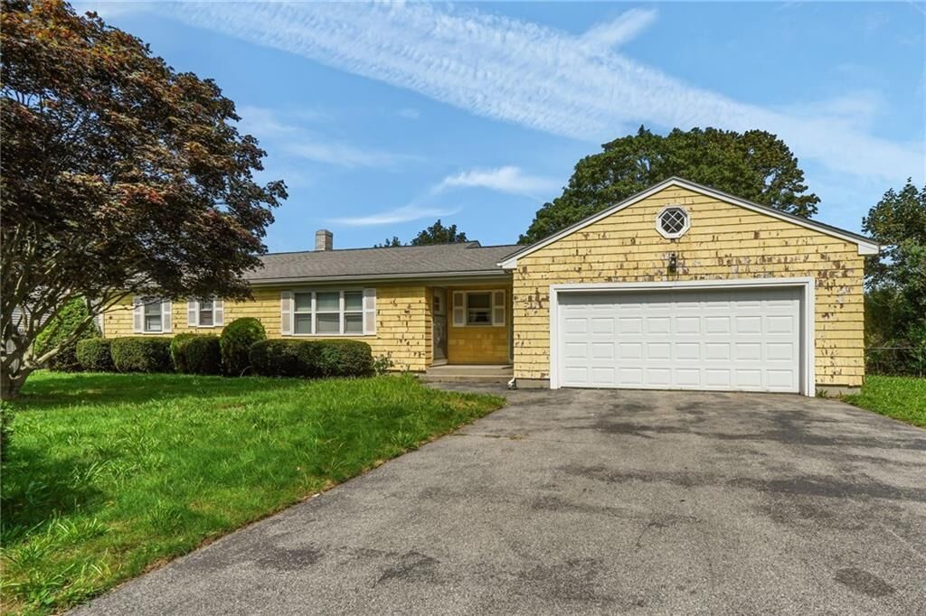 Property Photo: 5 Robert Avenue RI 02871