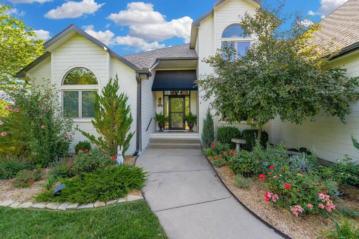 Property Photo: 820 N Sagebrush KS 67230