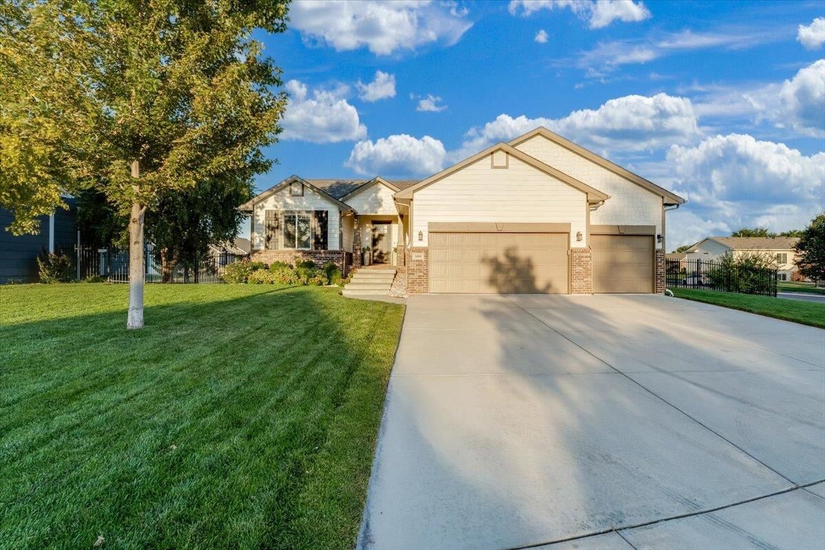 Property Photo:  3604 N Pepper Ridge St  KS 67205 