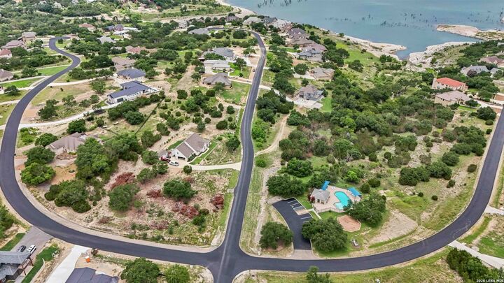 Property Photo: 378 Oak Shores TX 78133