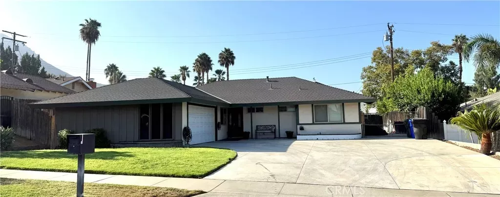 Property Photo:  22637 La Paix Street  CA 92313 