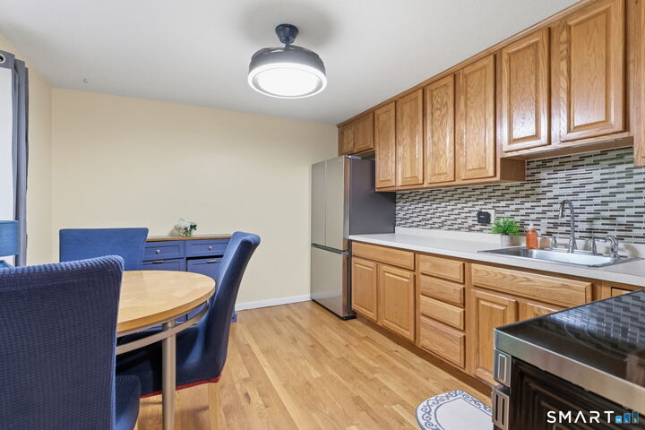 Property Photo:  273 Queen Street 13E  CT 06489 