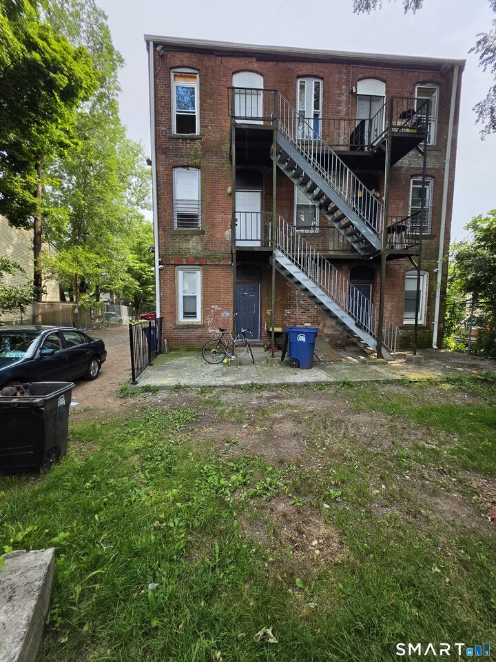 Property Photo: 767 Congress Avenue CT 06519