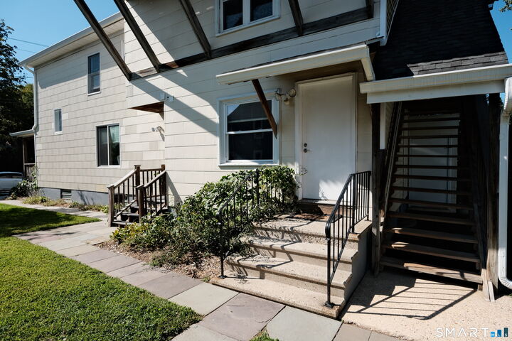 Property Photo:  14 Sniffen Street 3  CT 06851 