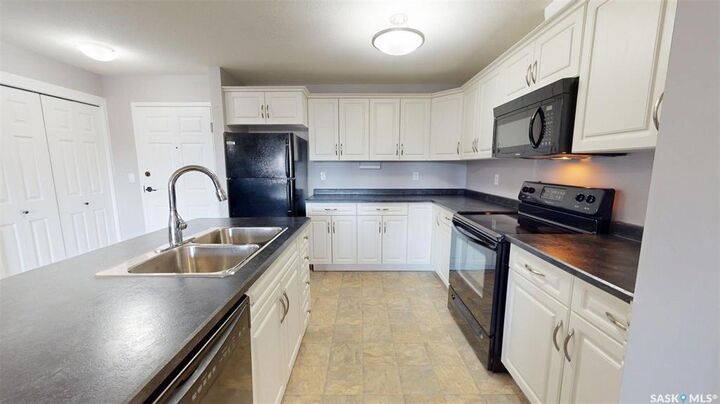 Property Photo:  600 Centennial Boulevard 210  SK S0K 4S1 