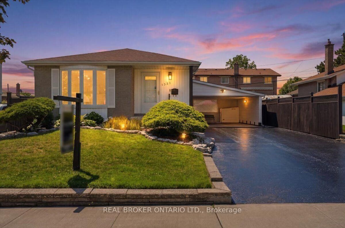 Property Photo:  1331 Tatra Drive  ON L1W 1K5 