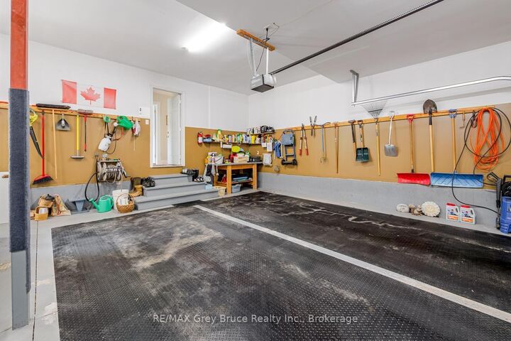 Property Photo:  1510 7th Avenue W  ON N4K 6V8 