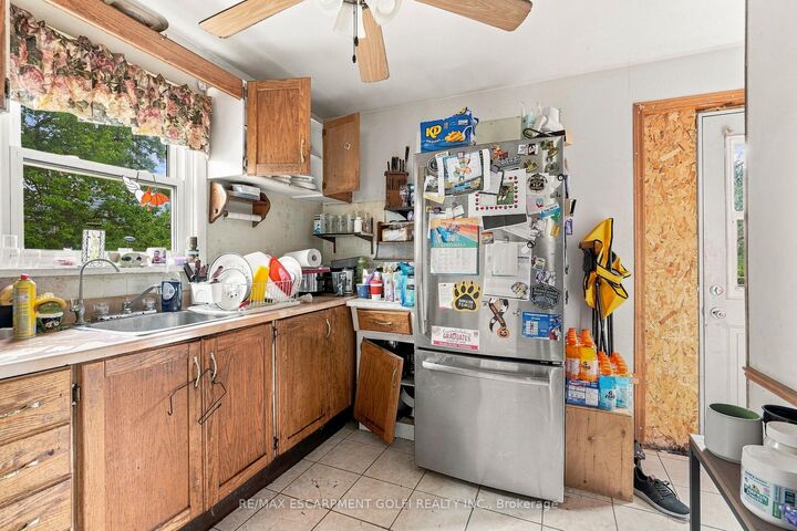 Property Photo:  663 Ridge Road W  ON L3M 4E7 