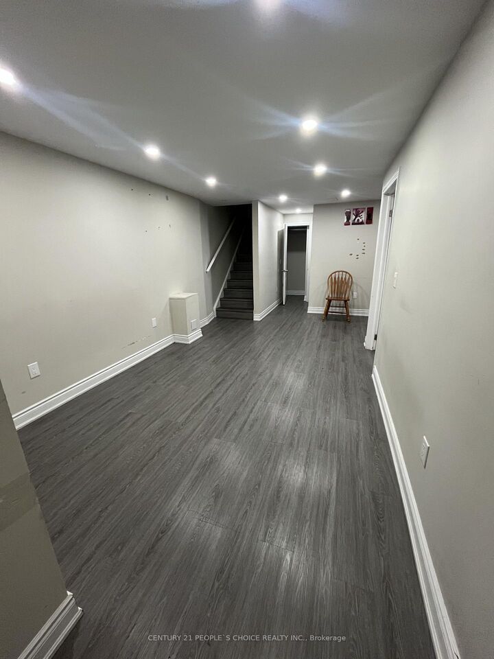 Property Photo: 72 Goodsway Trail Bsmt ON L7A 4A5