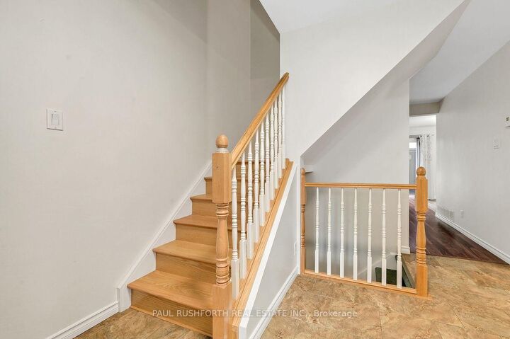 Property Photo:  597 Canotia Place  ON K4A 2H4 