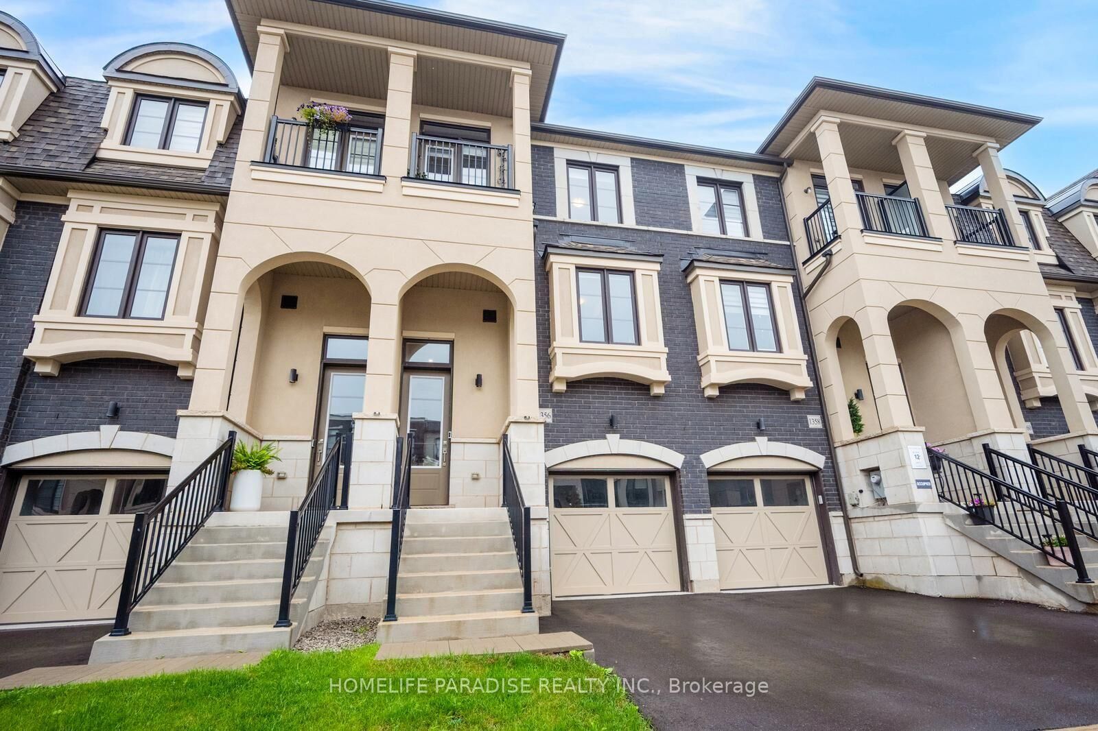 Property Photo: 1356 Kaniv Street ON L6M 5R3