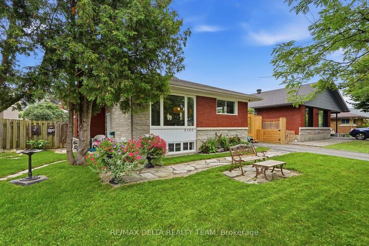 Property Photo:  2162 Rushton Road  ON K2A 1N7 