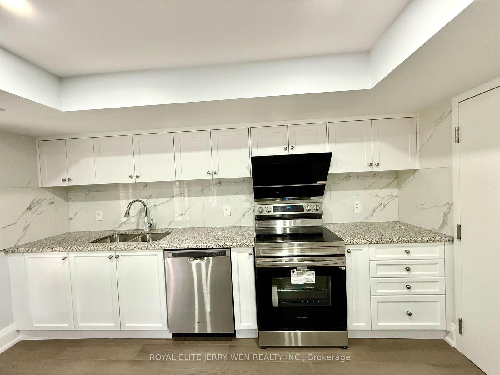 Property Photo:  222 Butternut Ridge Trail Basement  ON L4G 3P1 