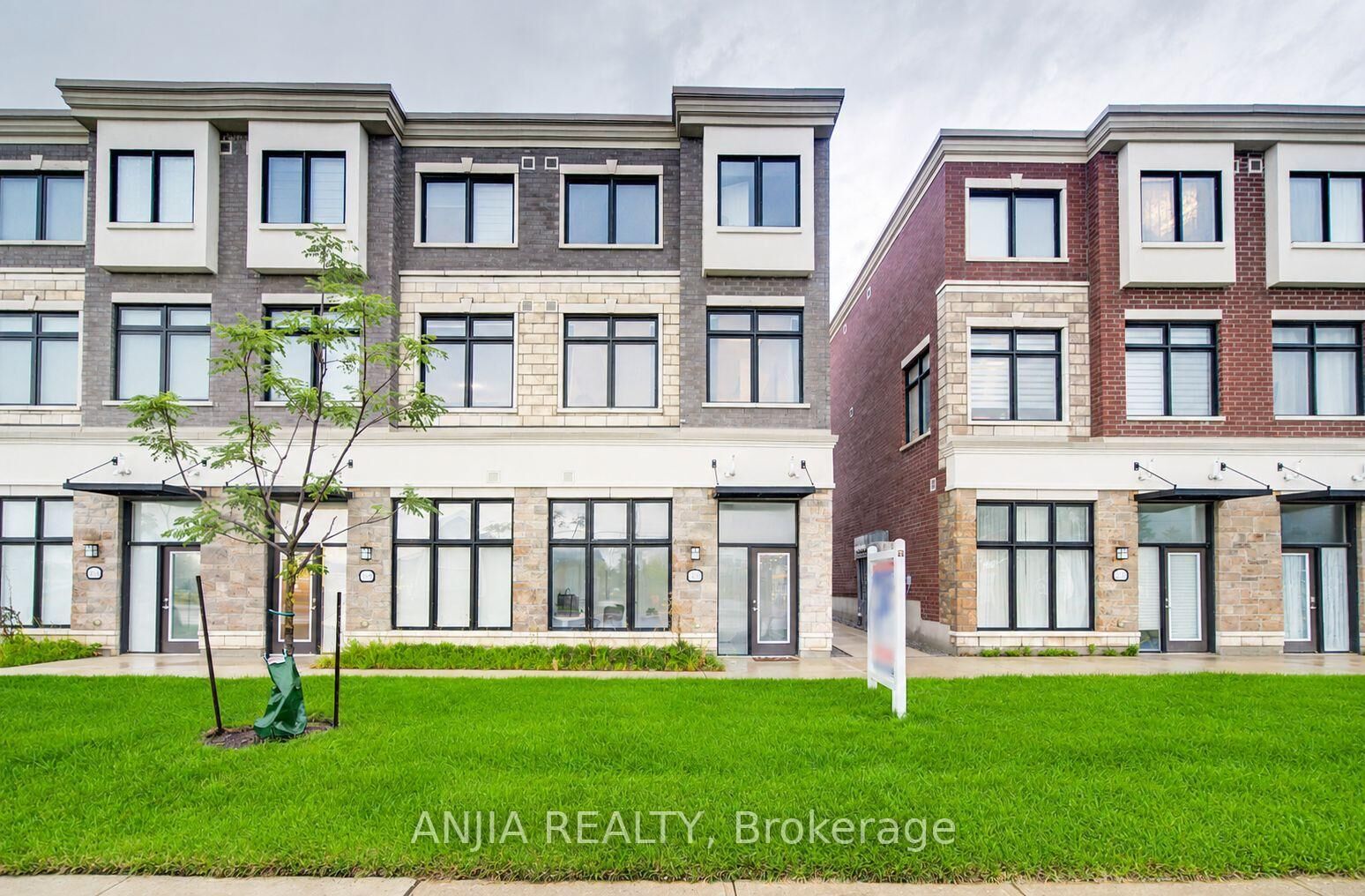 Property Photo: 5448 Main Street ON L4A 4W8