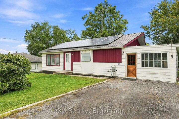Property Photo: 16 Robertson Street ON K0K 1S0