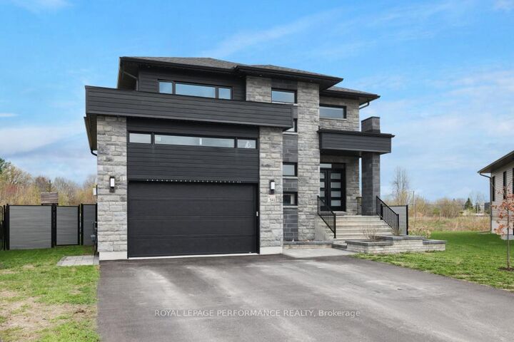 Property Photo:  541 Barrage Street  ON K0A 1M0 