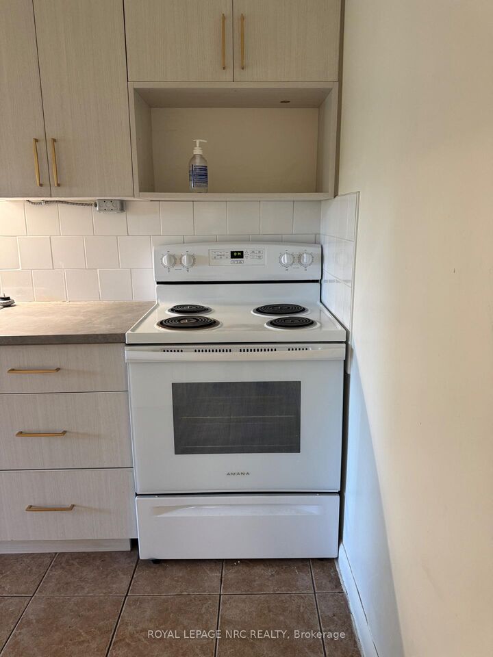 Property Photo:  6035 Murray Street 39  ON L2G 2K4 