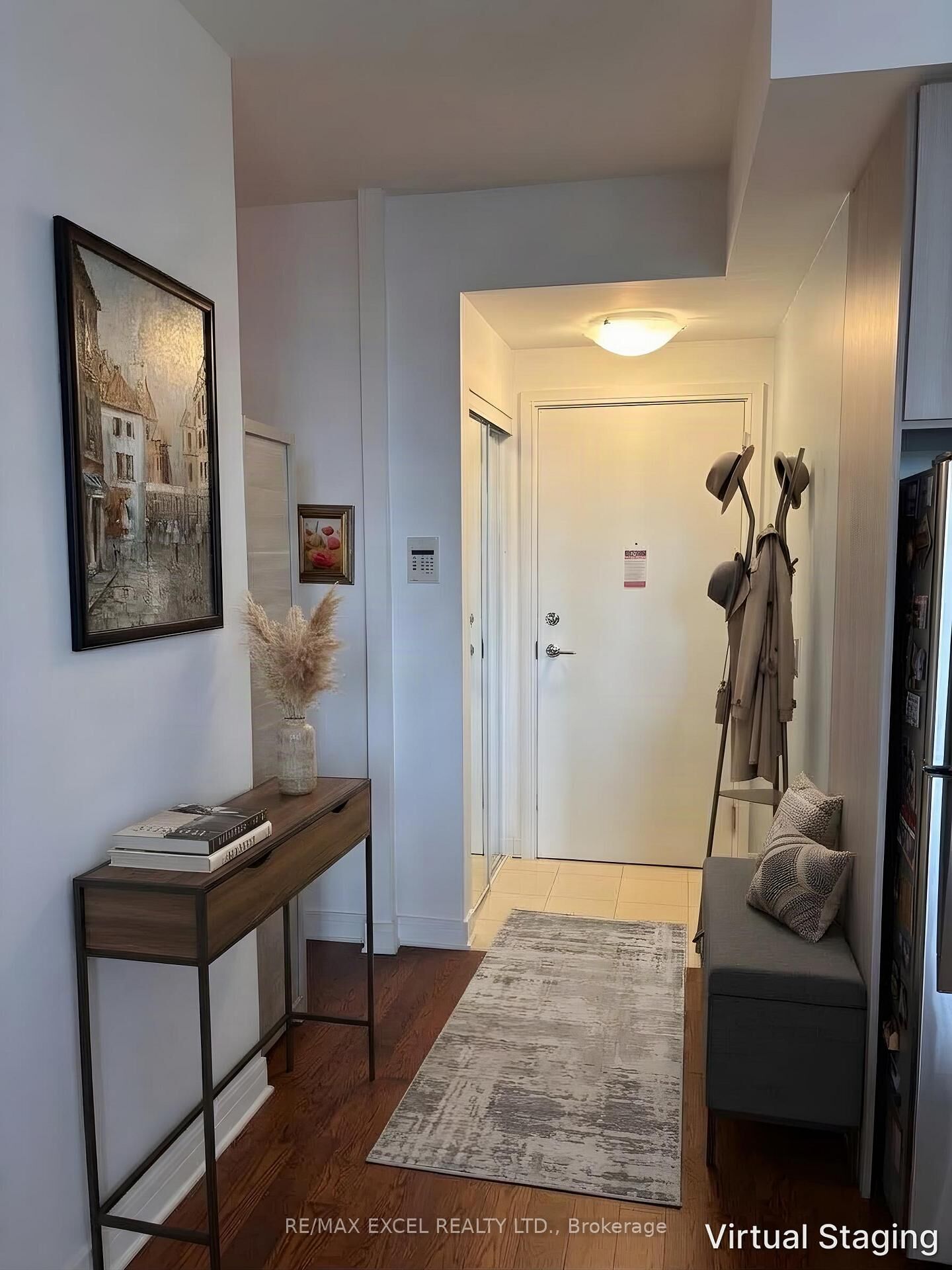 Property Photo:  9201 Yonge Street 2304  ON L4C 1H9 