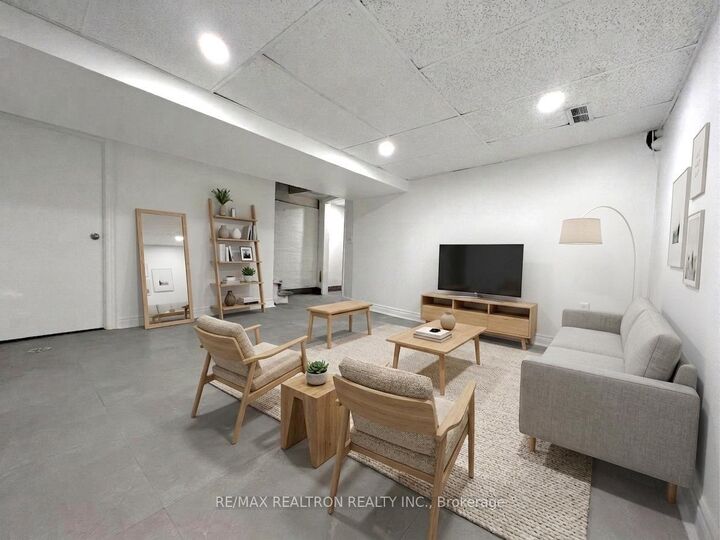 Property Photo:  210 Shaw Street Bsmt  ON M6J 2W8 
