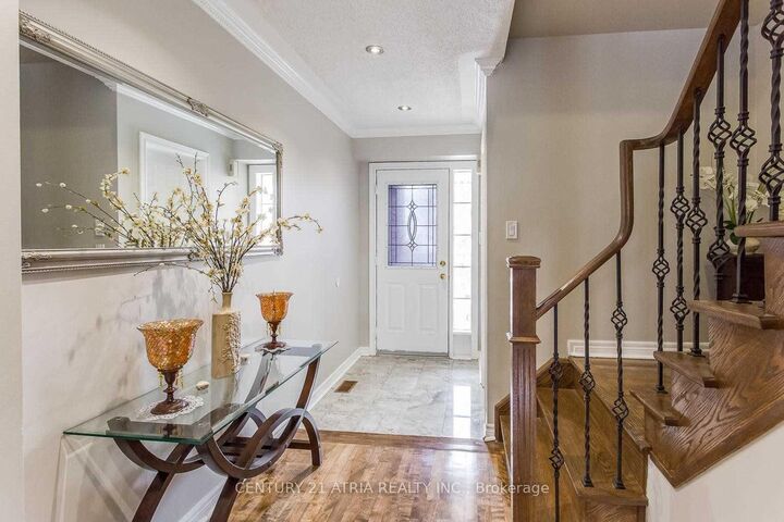 Property Photo:  28 Bushcroft Trail (Main &Amp Upper Level)  ON L7A 2L1 