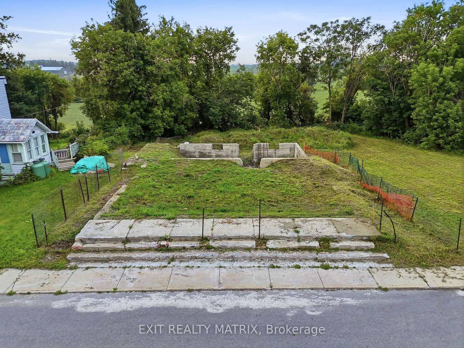 Property Photo:  21924 Laggan Glenelg Road  ON K0B 1E0 