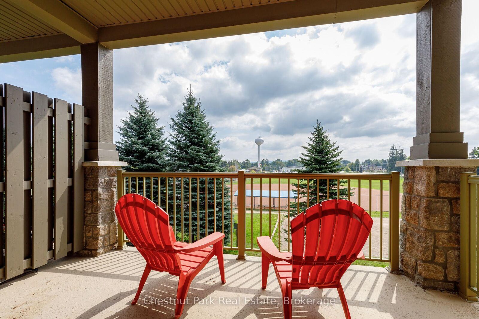 Property Photo:  27 Beaver Street 208  ON N0H 2P0 