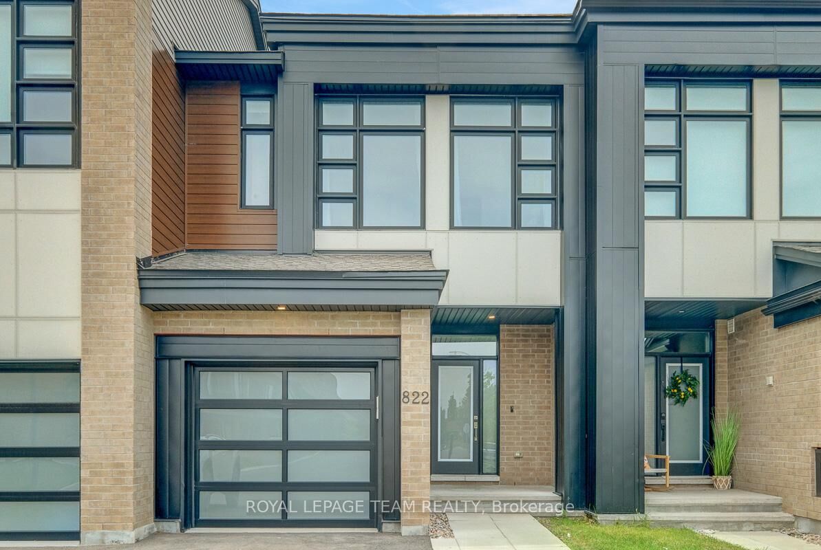 Property Photo:  822 Chipping Circle  ON K4M 0E7 